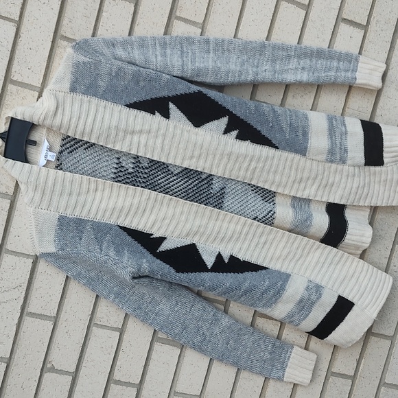 Sweater Jacket 🧥 - Picture 3 of 10